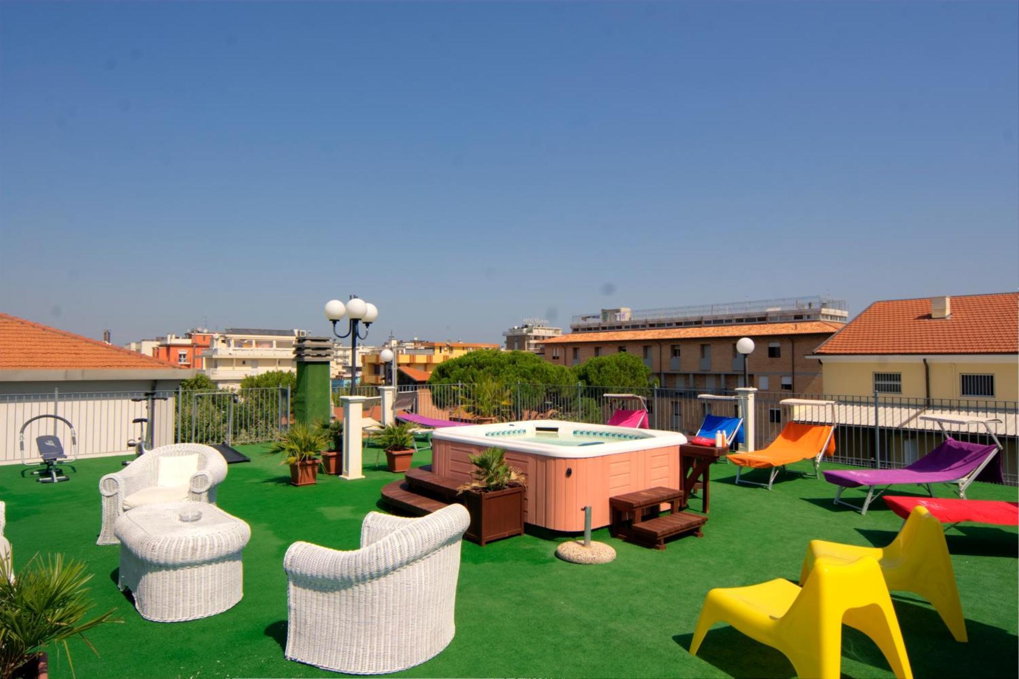 Residence Divina Rimini Zewnętrze zdjęcie