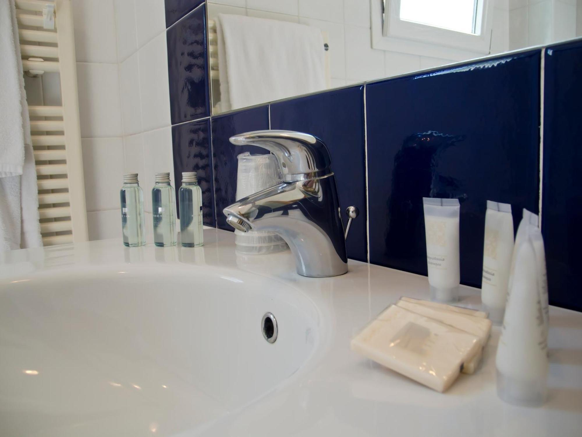 Residence Divina Rimini Zewnętrze zdjęcie