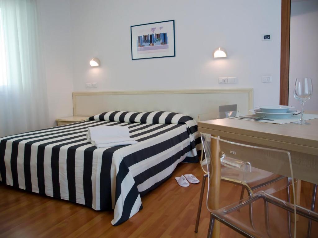Residence Divina Rimini Pokój zdjęcie