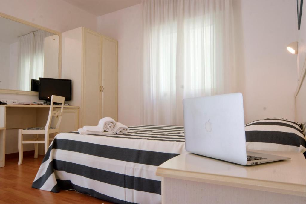 Residence Divina Rimini Pokój zdjęcie