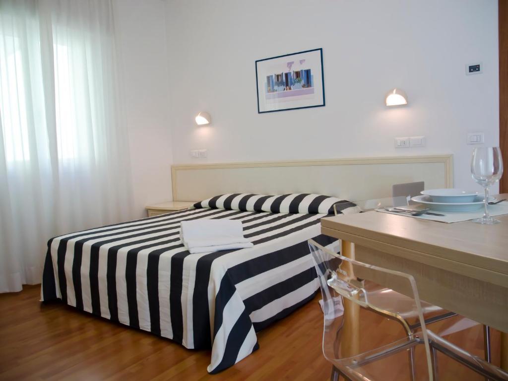 Residence Divina Rimini Pokój zdjęcie